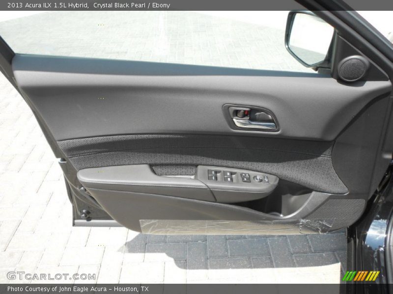 Door Panel of 2013 ILX 1.5L Hybrid