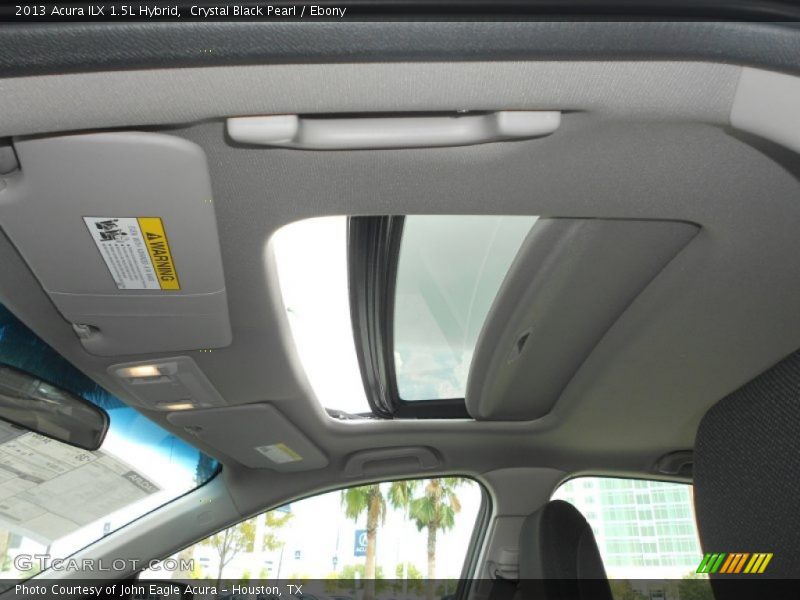 Sunroof of 2013 ILX 1.5L Hybrid