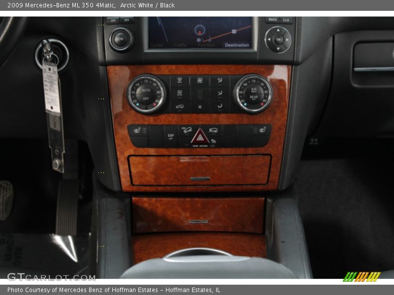 Arctic White / Black 2009 Mercedes-Benz ML 350 4Matic