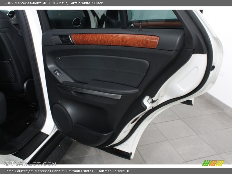 Arctic White / Black 2009 Mercedes-Benz ML 350 4Matic