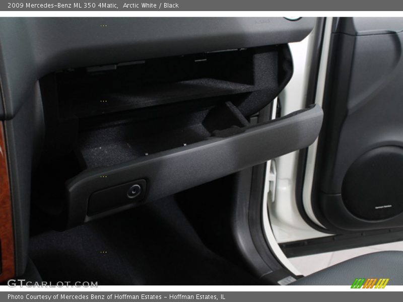 Arctic White / Black 2009 Mercedes-Benz ML 350 4Matic