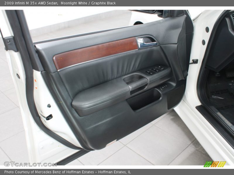 Moonlight White / Graphite Black 2009 Infiniti M 35x AWD Sedan