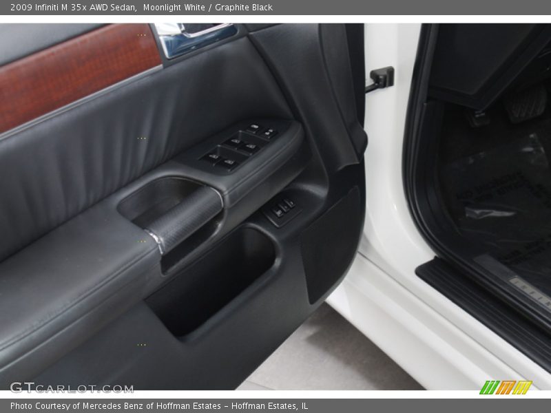 Moonlight White / Graphite Black 2009 Infiniti M 35x AWD Sedan
