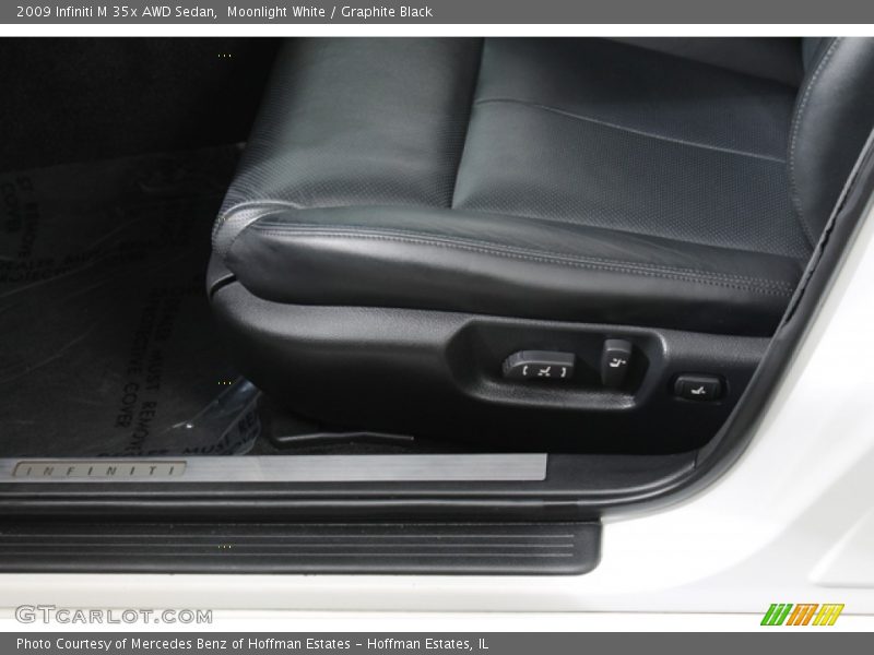 Moonlight White / Graphite Black 2009 Infiniti M 35x AWD Sedan