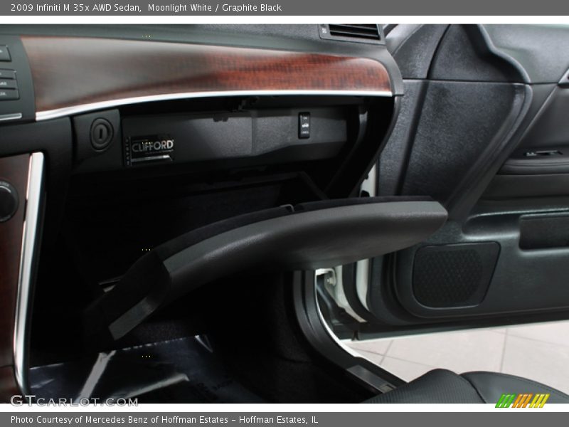 Moonlight White / Graphite Black 2009 Infiniti M 35x AWD Sedan