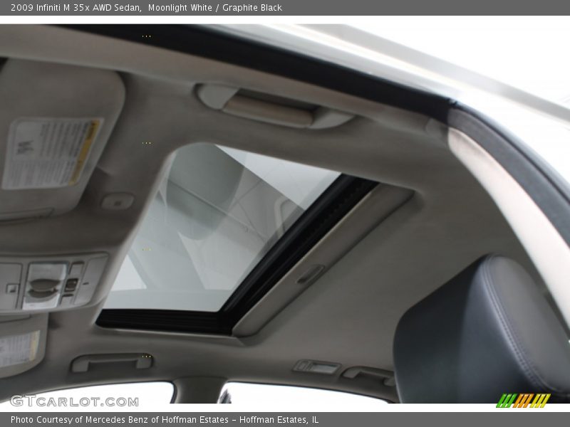 Moonlight White / Graphite Black 2009 Infiniti M 35x AWD Sedan