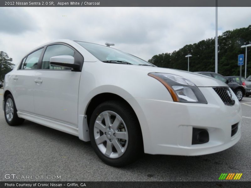 Aspen White / Charcoal 2012 Nissan Sentra 2.0 SR