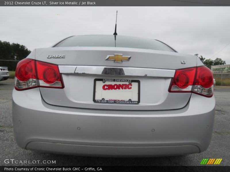 Silver Ice Metallic / Jet Black 2012 Chevrolet Cruze LT