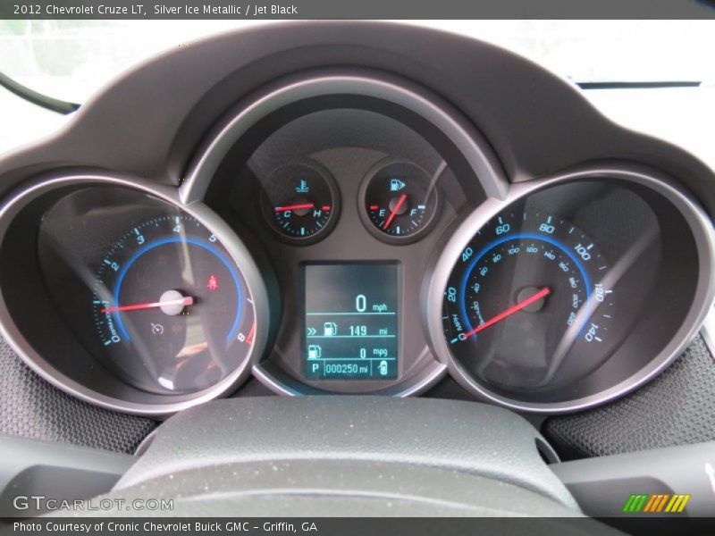 Silver Ice Metallic / Jet Black 2012 Chevrolet Cruze LT