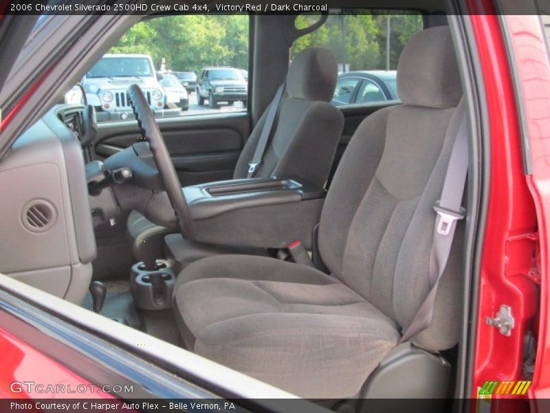 Front Seat of 2006 Silverado 2500HD Crew Cab 4x4