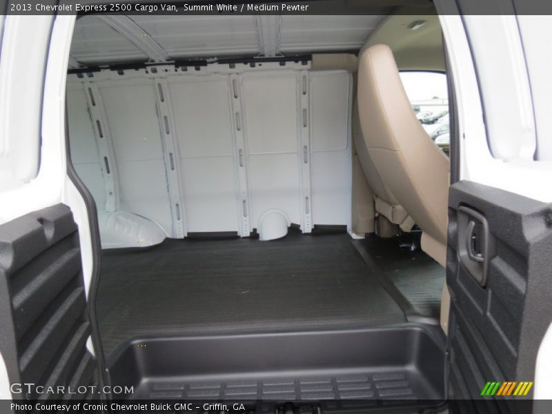 Summit White / Medium Pewter 2013 Chevrolet Express 2500 Cargo Van