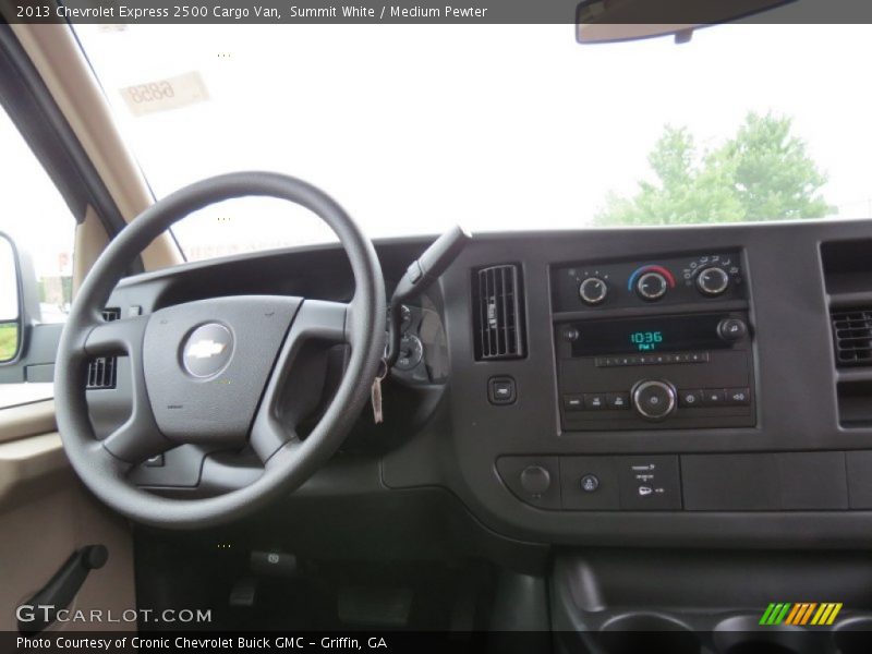 Summit White / Medium Pewter 2013 Chevrolet Express 2500 Cargo Van