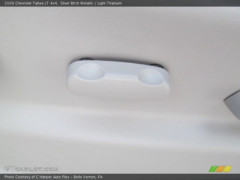 Silver Birch Metallic / Light Titanium 2009 Chevrolet Tahoe LT 4x4