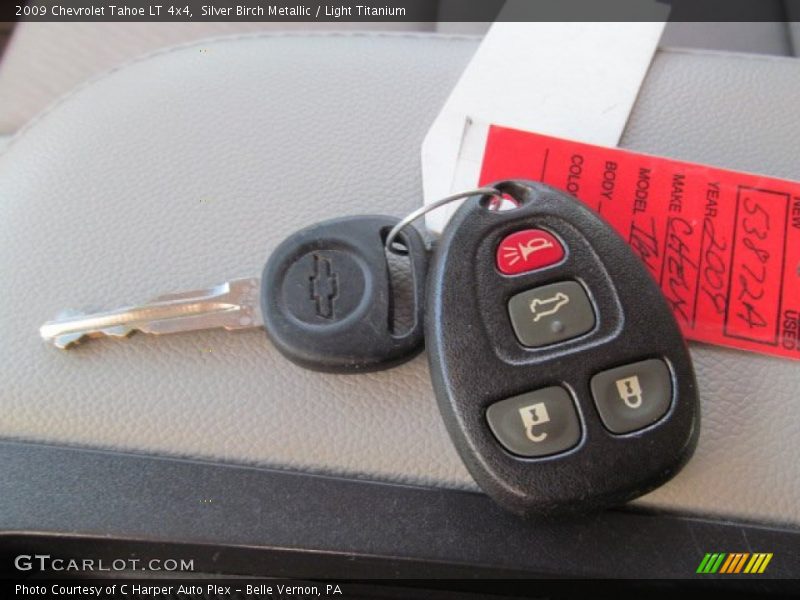 Silver Birch Metallic / Light Titanium 2009 Chevrolet Tahoe LT 4x4