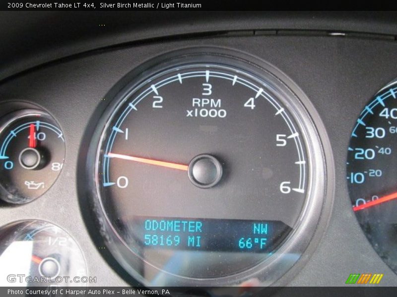 Silver Birch Metallic / Light Titanium 2009 Chevrolet Tahoe LT 4x4
