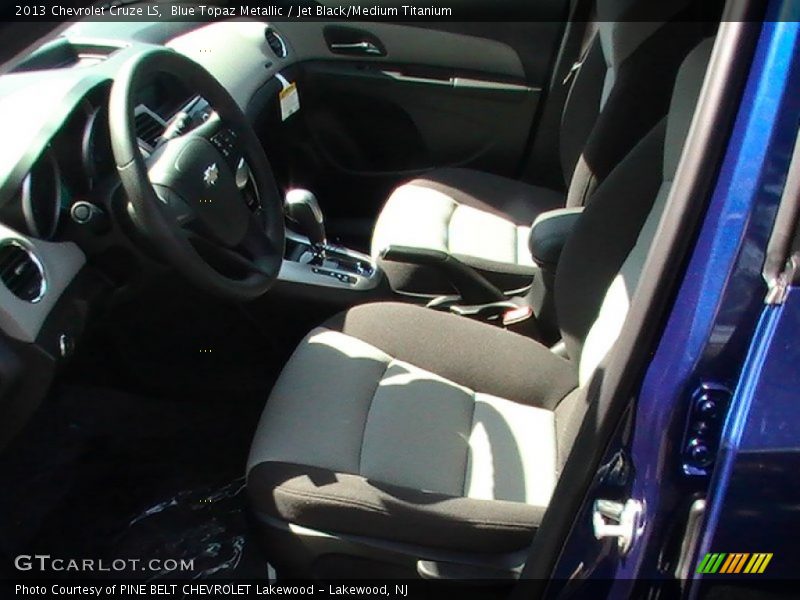 Blue Topaz Metallic / Jet Black/Medium Titanium 2013 Chevrolet Cruze LS
