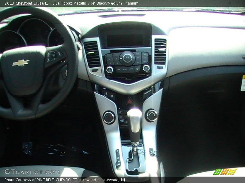 Blue Topaz Metallic / Jet Black/Medium Titanium 2013 Chevrolet Cruze LS