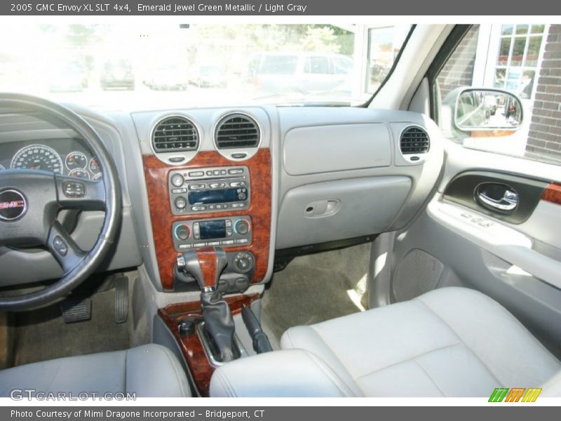 Emerald Jewel Green Metallic / Light Gray 2005 GMC Envoy XL SLT 4x4