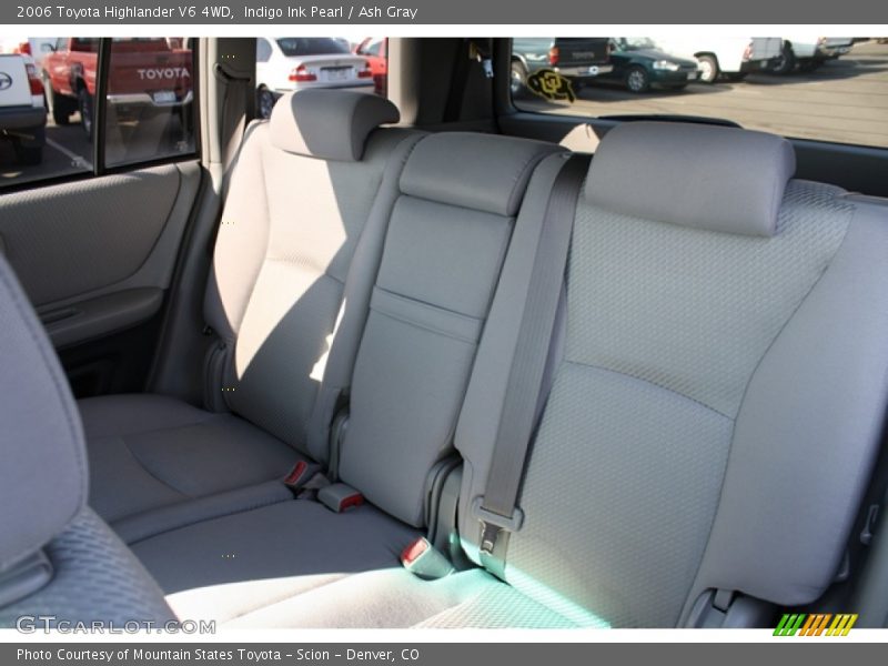Indigo Ink Pearl / Ash Gray 2006 Toyota Highlander V6 4WD