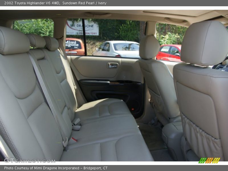 Sundown Red Pearl / Ivory 2002 Toyota Highlander V6 4WD