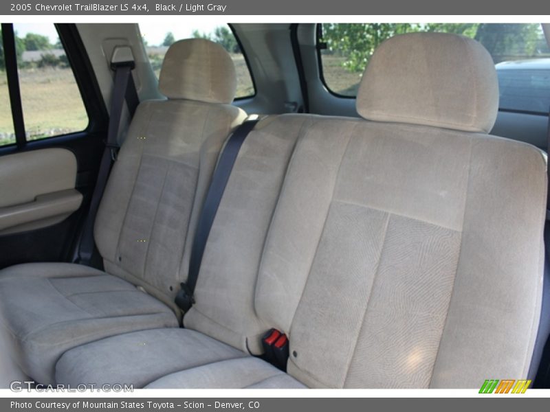 Black / Light Gray 2005 Chevrolet TrailBlazer LS 4x4