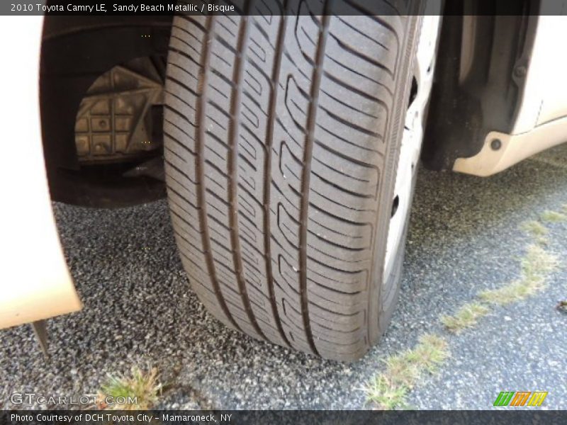 Sandy Beach Metallic / Bisque 2010 Toyota Camry LE