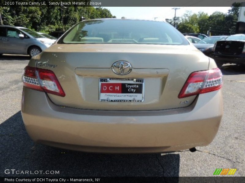Sandy Beach Metallic / Bisque 2010 Toyota Camry LE