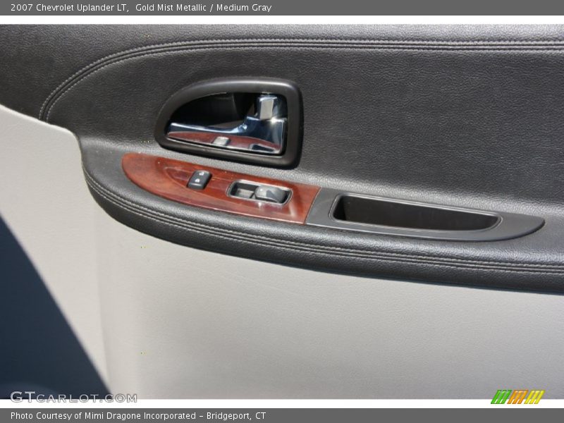 Gold Mist Metallic / Medium Gray 2007 Chevrolet Uplander LT