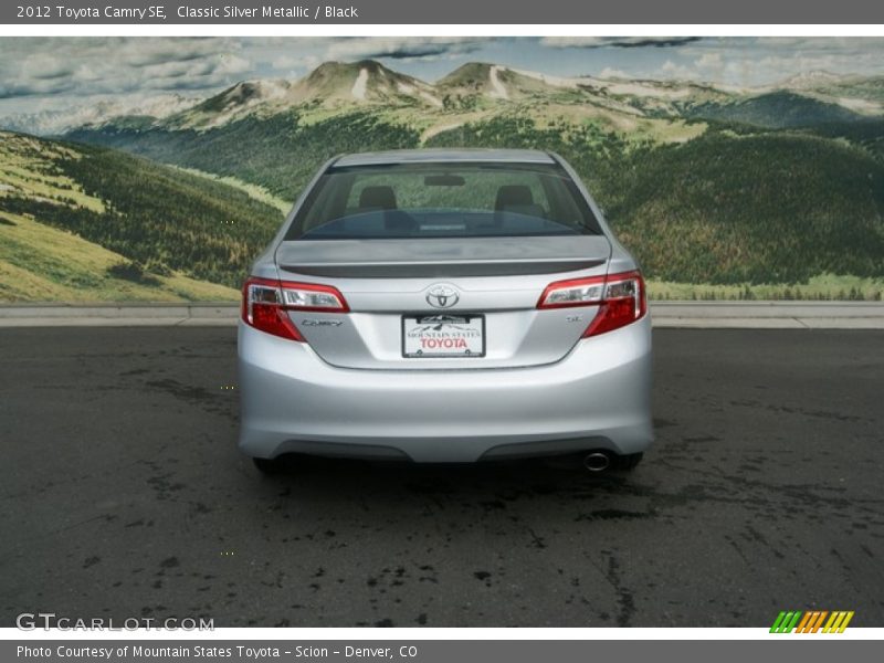 Classic Silver Metallic / Black 2012 Toyota Camry SE