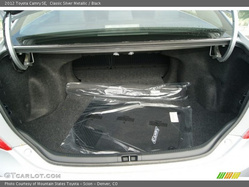 Classic Silver Metallic / Black 2012 Toyota Camry SE