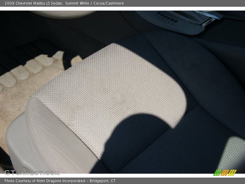 Summit White / Cocoa/Cashmere 2009 Chevrolet Malibu LS Sedan