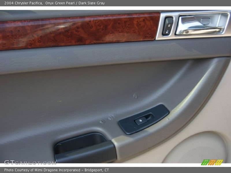 Onyx Green Pearl / Dark Slate Gray 2004 Chrysler Pacifica