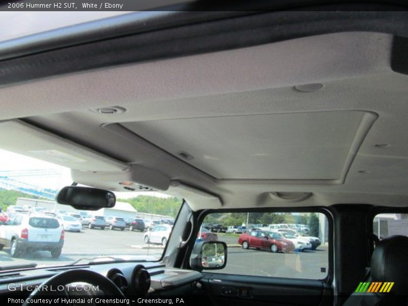 White / Ebony 2006 Hummer H2 SUT