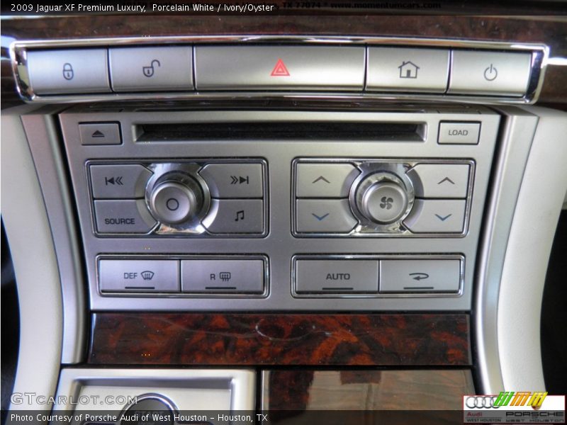 Porcelain White / Ivory/Oyster 2009 Jaguar XF Premium Luxury