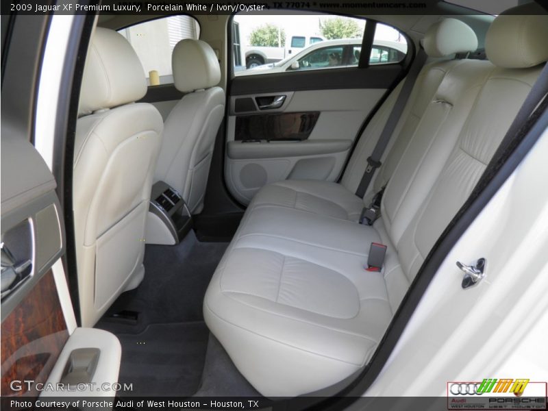 Porcelain White / Ivory/Oyster 2009 Jaguar XF Premium Luxury