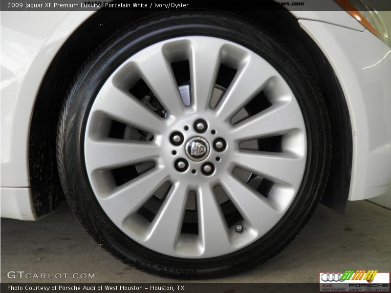 Porcelain White / Ivory/Oyster 2009 Jaguar XF Premium Luxury