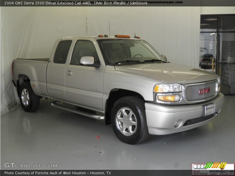 Silver Birch Metallic / Sandstone 2004 GMC Sierra 1500 Denali Extended Cab AWD