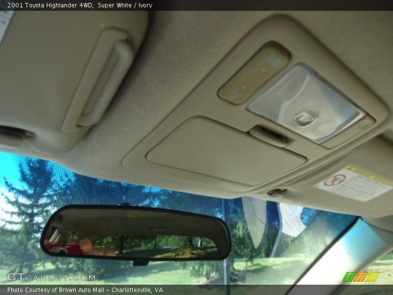 Super White / Ivory 2001 Toyota Highlander 4WD