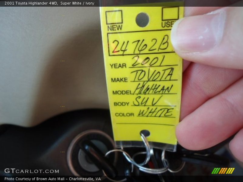 Super White / Ivory 2001 Toyota Highlander 4WD