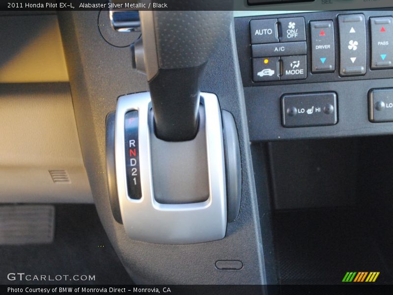 Alabaster Silver Metallic / Black 2011 Honda Pilot EX-L