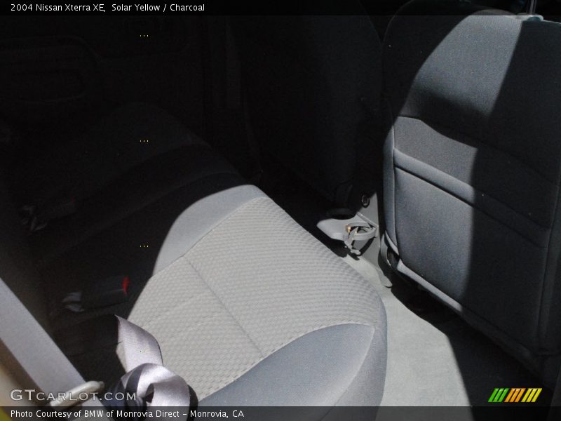 Solar Yellow / Charcoal 2004 Nissan Xterra XE