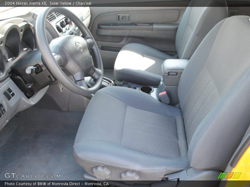 Solar Yellow / Charcoal 2004 Nissan Xterra XE