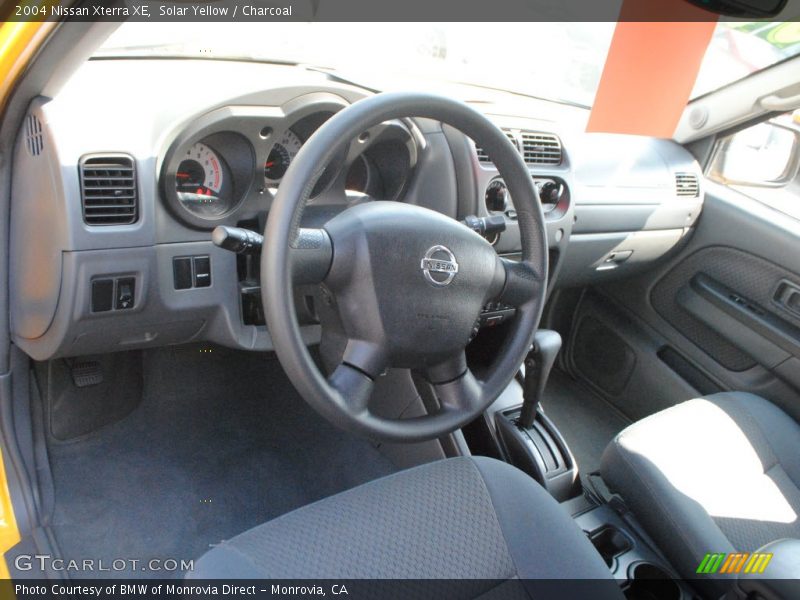 Solar Yellow / Charcoal 2004 Nissan Xterra XE