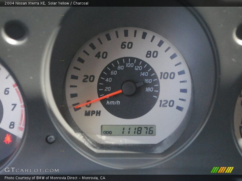 Solar Yellow / Charcoal 2004 Nissan Xterra XE