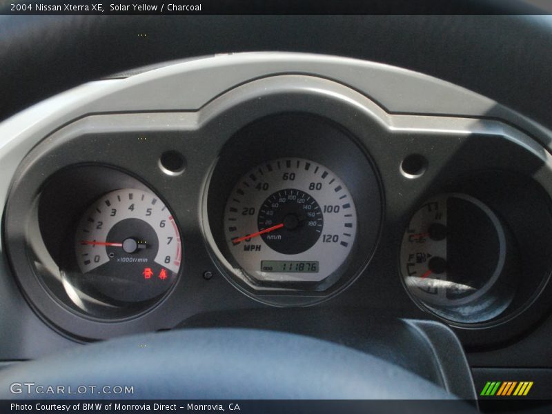 Solar Yellow / Charcoal 2004 Nissan Xterra XE