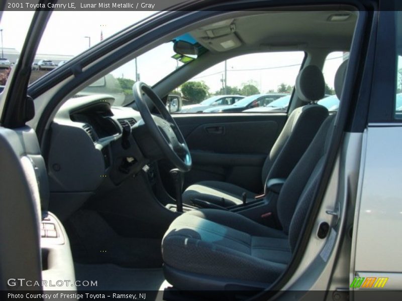 Lunar Mist Metallic / Gray 2001 Toyota Camry LE