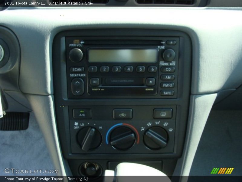 Lunar Mist Metallic / Gray 2001 Toyota Camry LE