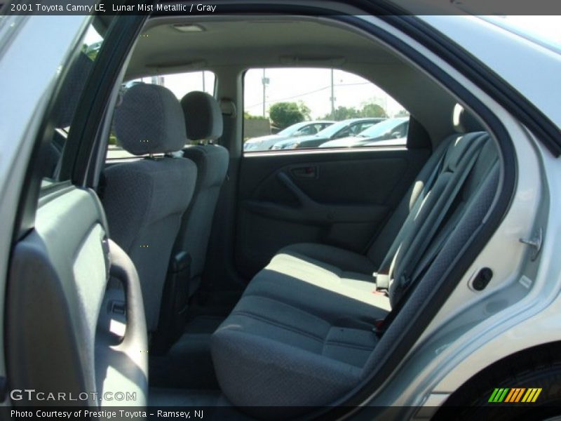 Lunar Mist Metallic / Gray 2001 Toyota Camry LE