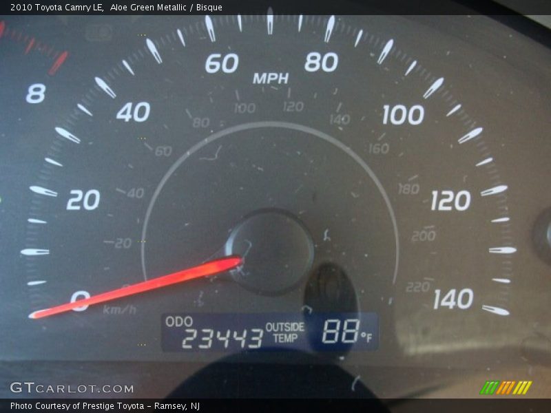 Aloe Green Metallic / Bisque 2010 Toyota Camry LE