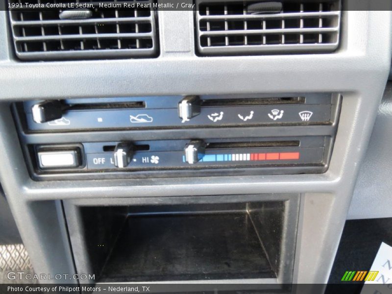 Controls of 1991 Corolla LE Sedan